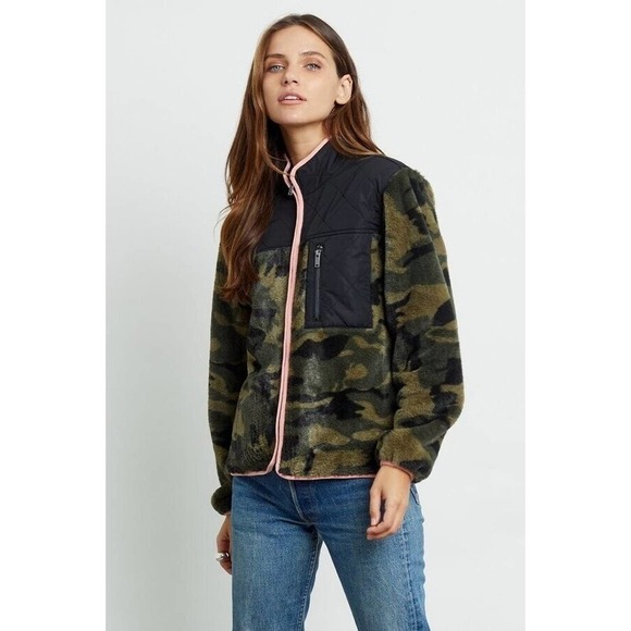 Rails Wesley Camo Quilt Patch Fleece Jacket Womens S Zip Front Green Brown Soft - Picture 1 of 9